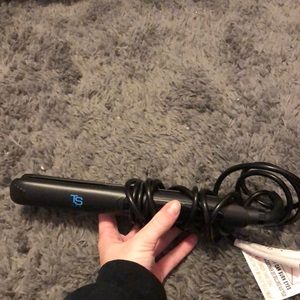 TS pro flat iron